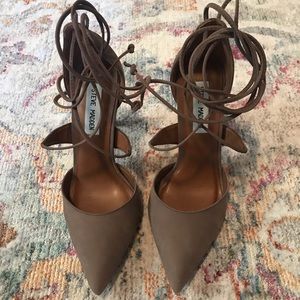 Never Worn!!  Raela Steve Madden Heels